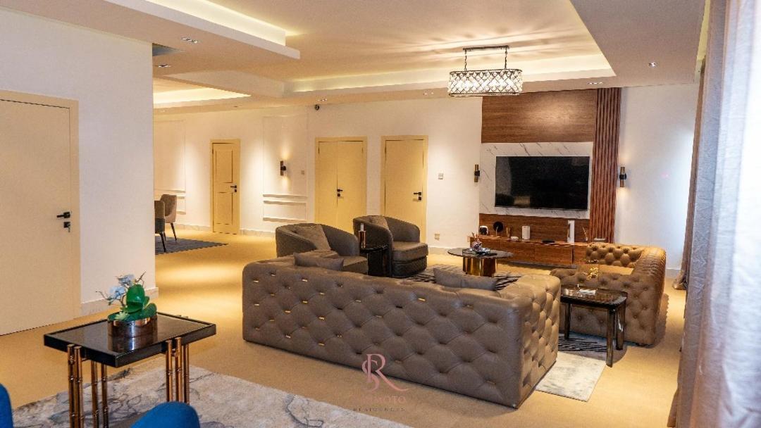 Sujimoto Residences Macdonald Lagos Dış mekan fotoğraf
