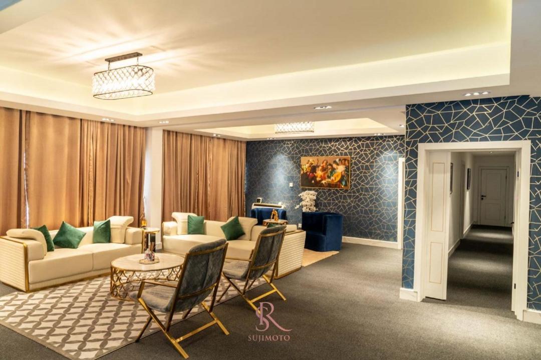 Sujimoto Residences Macdonald Lagos Dış mekan fotoğraf
