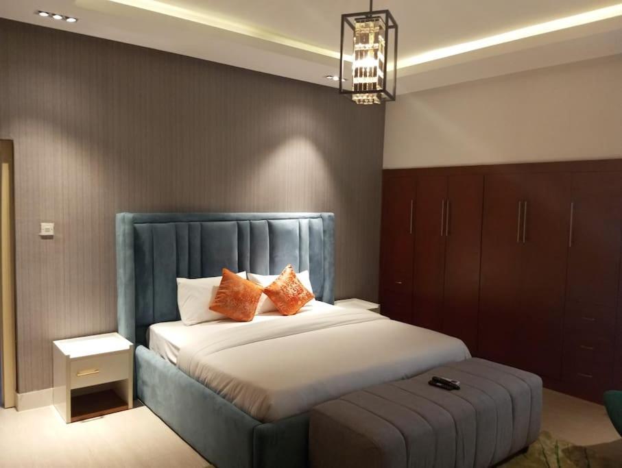 Sujimoto Residences Macdonald Lagos Dış mekan fotoğraf