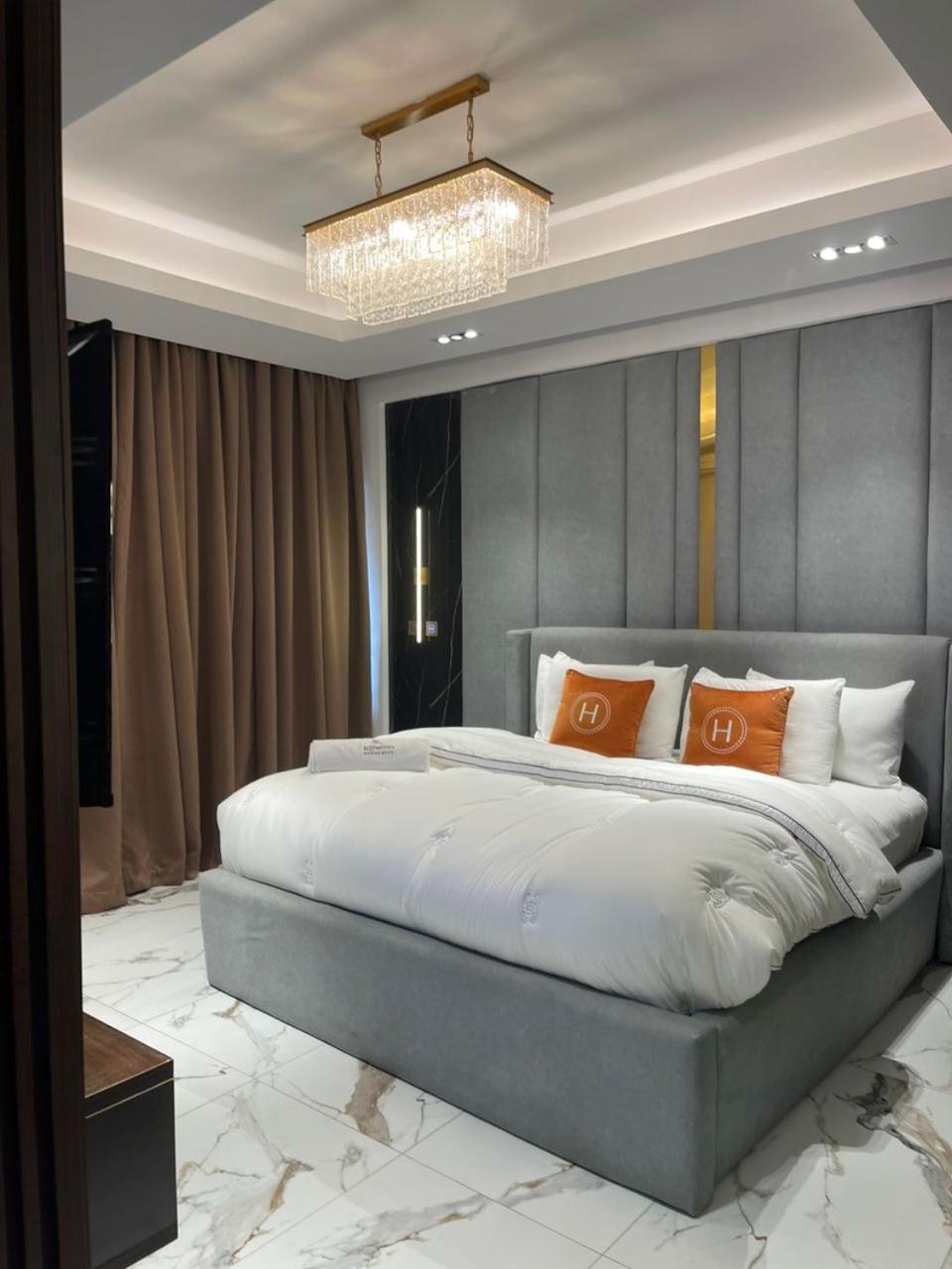Sujimoto Residences Macdonald Lagos Dış mekan fotoğraf